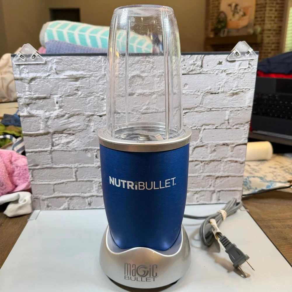Magic Bullet NutriBullet NB-WL012-23 Personal Blender Blue w Cup Blade Tested